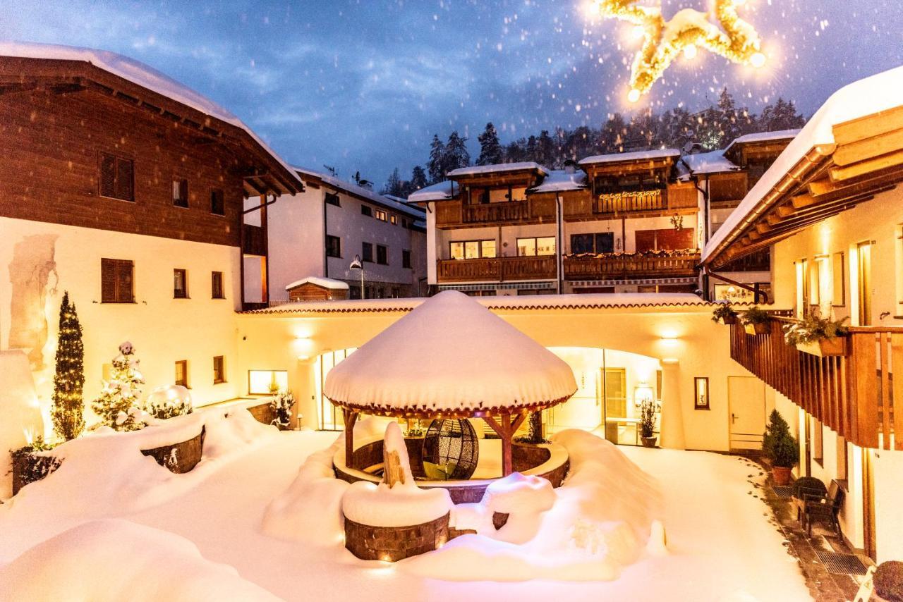Aparthotel Kastel Seiser Alm Кастелрото Екстериор снимка